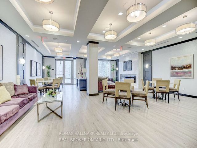 2103 - 18 Graydon Hall Dr
