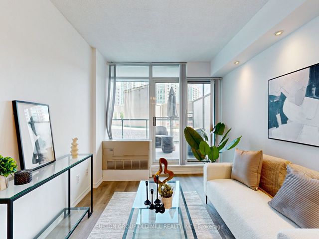 211 - 5500 Yonge St