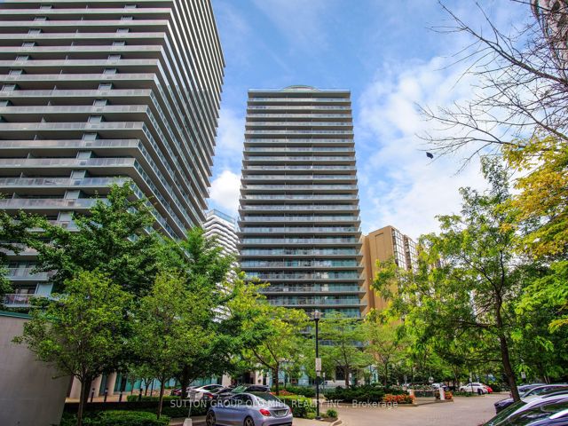 211 - 5500 Yonge St