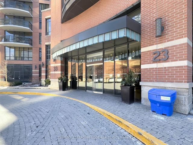 910 - 33 Sheppard Ave E