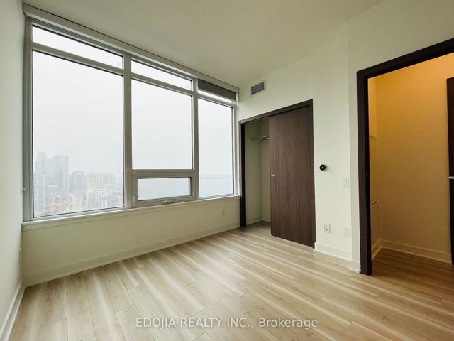 4315 - 17 Bathurst St