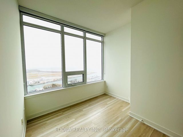 4315 - 17 Bathurst St