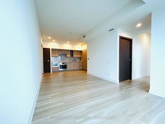 4315 - 17 Bathurst St