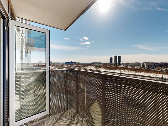 512 - 38 Monte Kwinter Crt