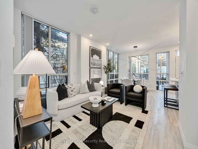 108 - 23 Hollywood Ave