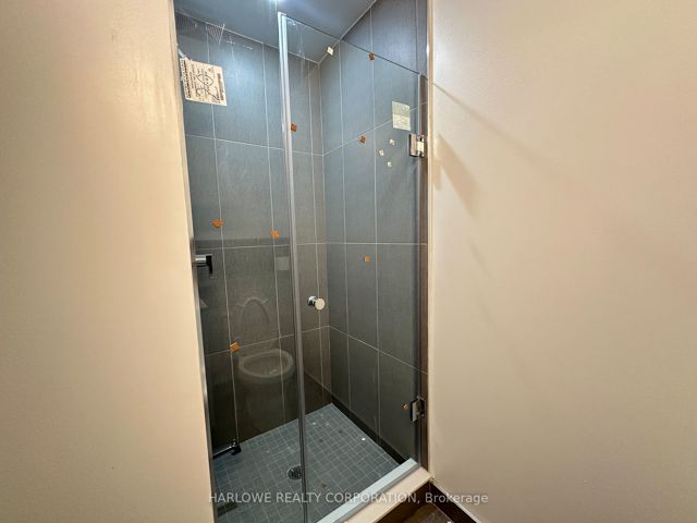 2031 W - 135 Lower Sherbourne St