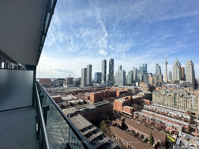 2031 W - 135 Lower Sherbourne St