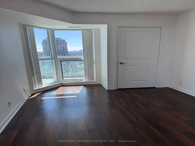 2212 - 17 Anndale Dr