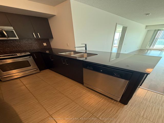 2212 - 17 Anndale Dr