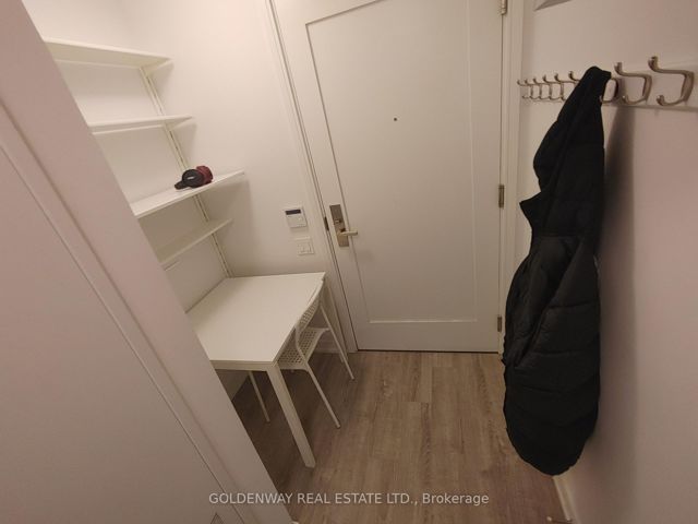 1110 - 28 Wellesley St E