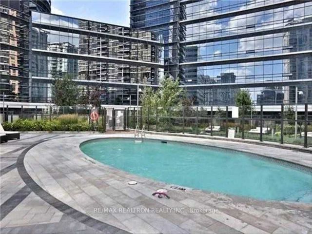 3023 - 5 Sheppard Ave E