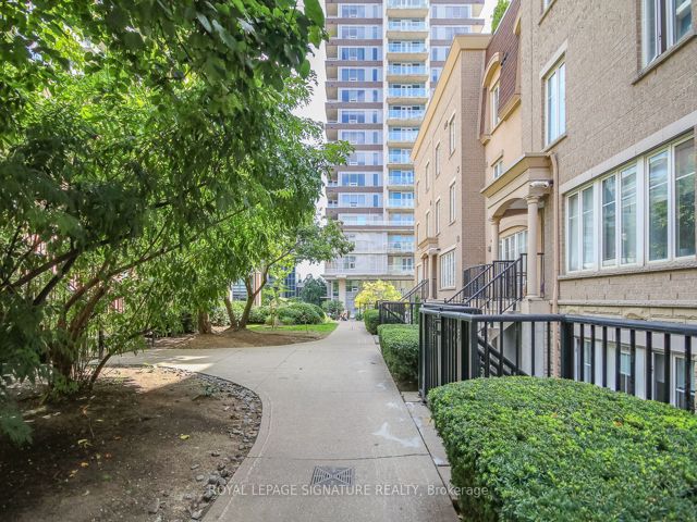 1217 - 21 Pirandello St
