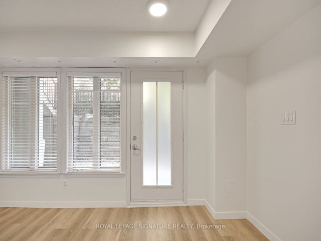 1217 - 21 Pirandello St
