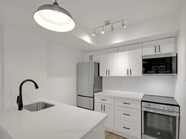 1217 - 21 Pirandello St