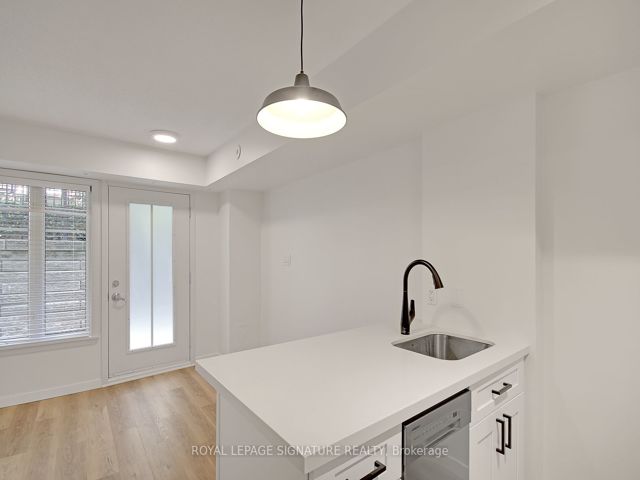 1217 - 21 Pirandello St