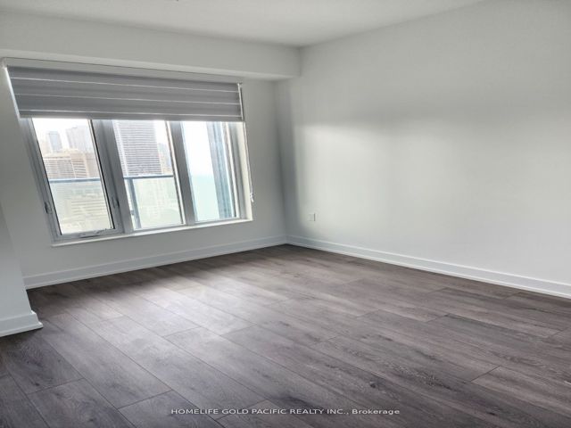 2610 - 575 Bloor St E