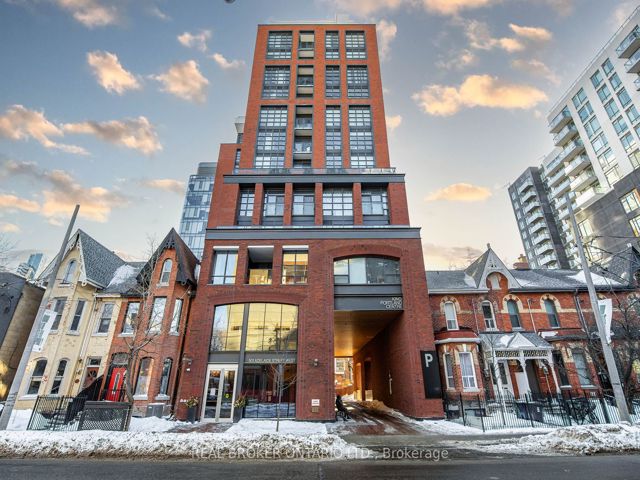 307 - 501 Adelaide St W