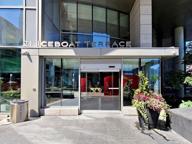 1710 - 21 Iceboat Terr
