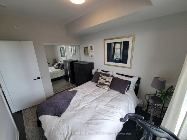 1102 - 60 Tannery Rd