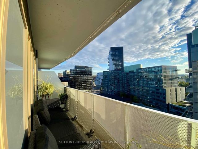 1102 - 60 Tannery Rd