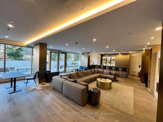 1102 - 60 Tannery Rd