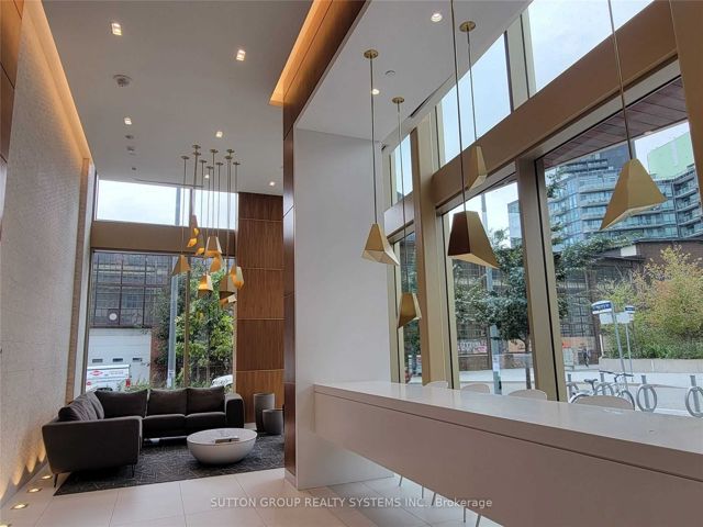 1102 - 60 Tannery Rd