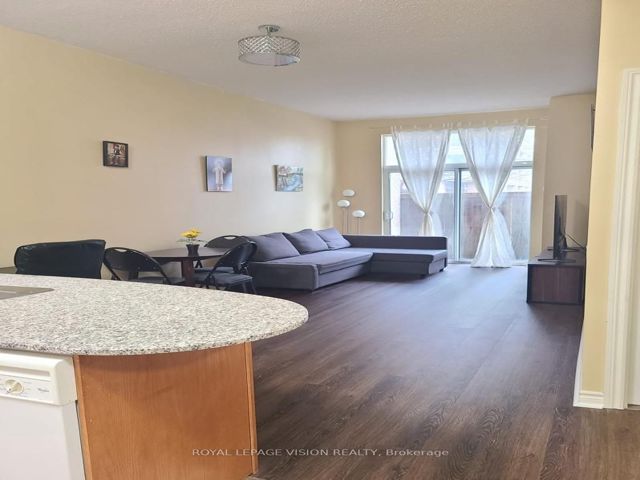 112 - 1720 Eglinton Ave E