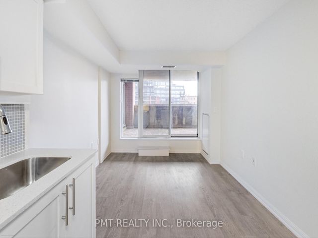 209 - 125 Western Battery Rd