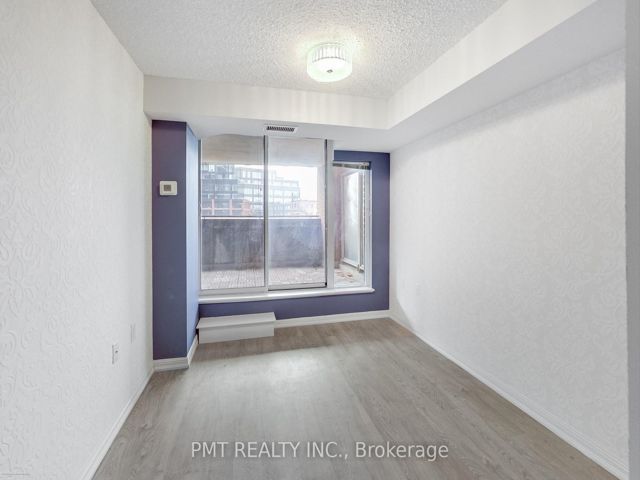 209 - 125 Western Battery Rd