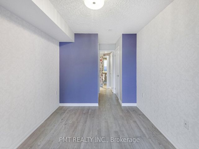 209 - 125 Western Battery Rd