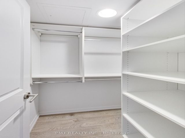 209 - 125 Western Battery Rd