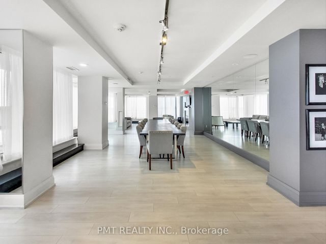 209 - 125 Western Battery Rd