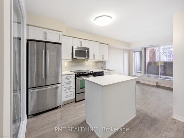 209 - 125 Western Battery Rd
