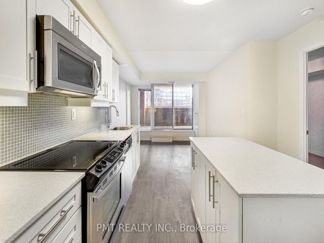 209 - 125 Western Battery Rd