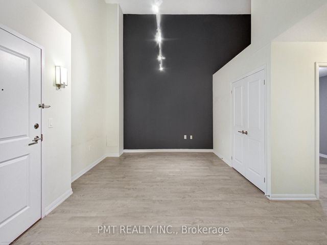 209 - 125 Western Battery Rd