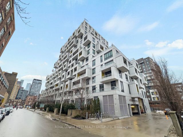 726 - 38 Cameron St