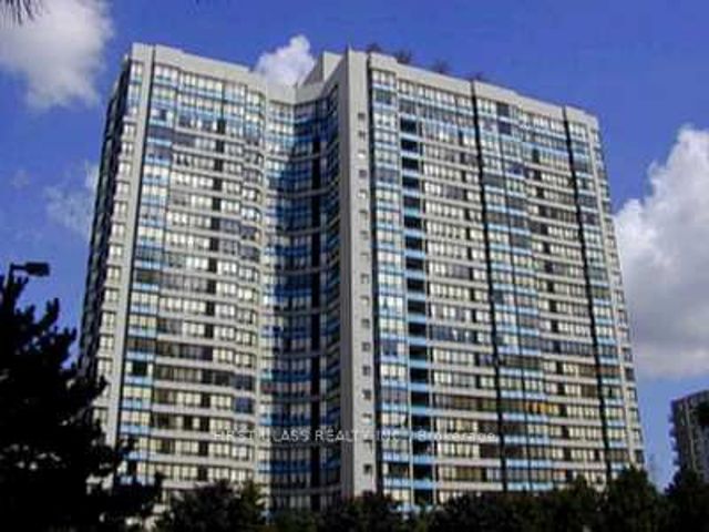 902 - 7 Bishop Ave