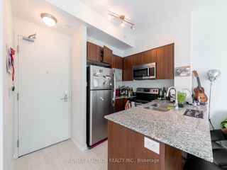 1012 - 150 East Liberty St