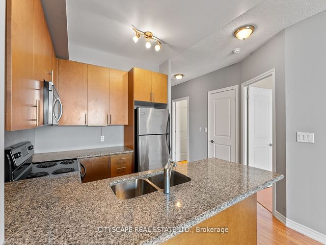 2206 - 133 Wynford Dr