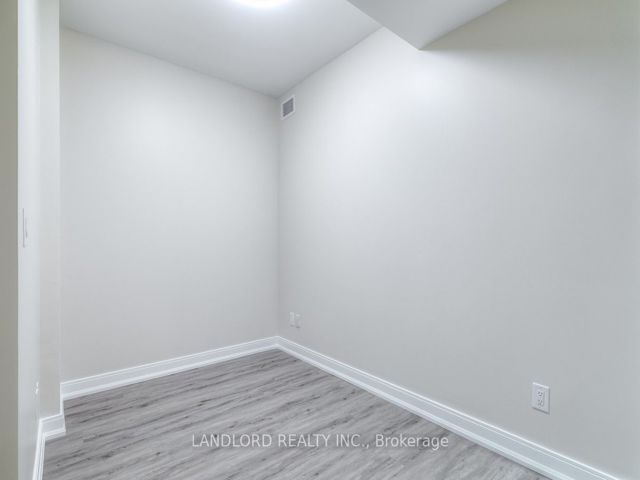 520 - 55 Front St E