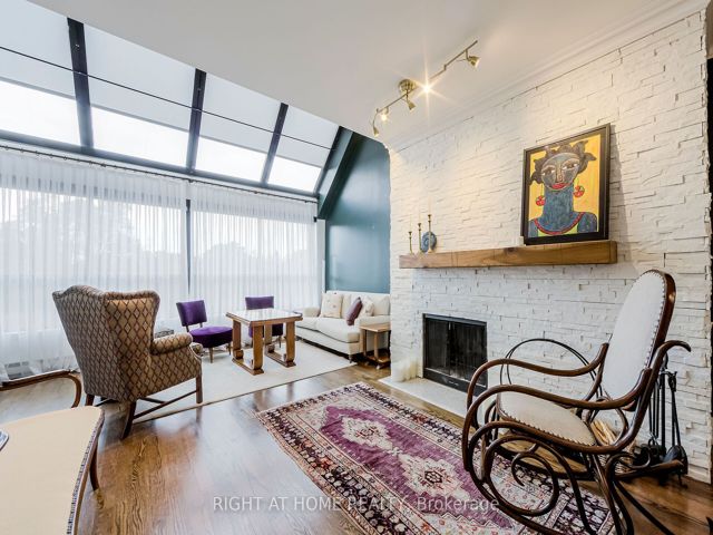 Ph 16 - 20 Glebe Rd W