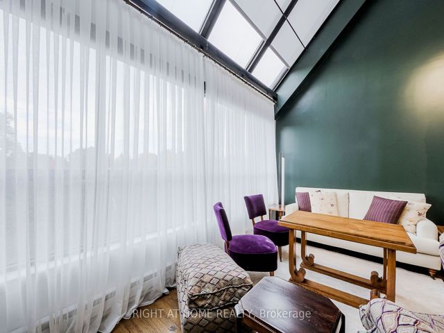 Ph 16 - 20 Glebe Rd W