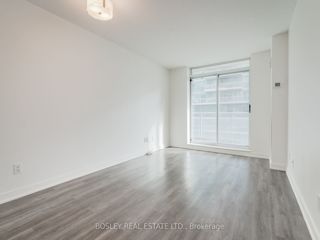 511 - 50 Lynn Williams St