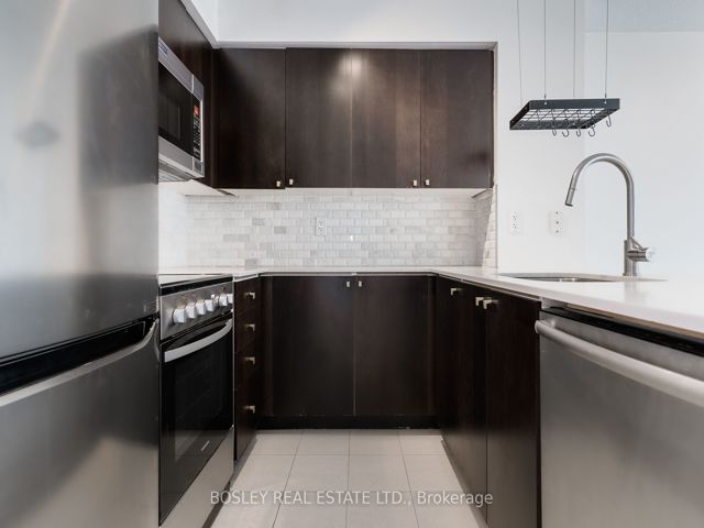 511 - 50 Lynn Williams St