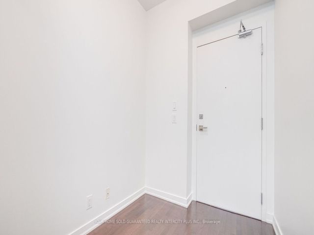 1109 - 14 York St