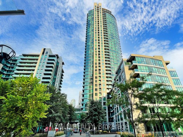 1609 - 215 Fort York Blvd