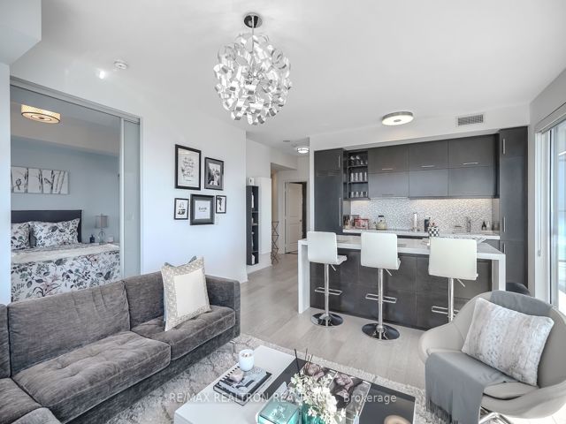 2704 - 65 St Mary St