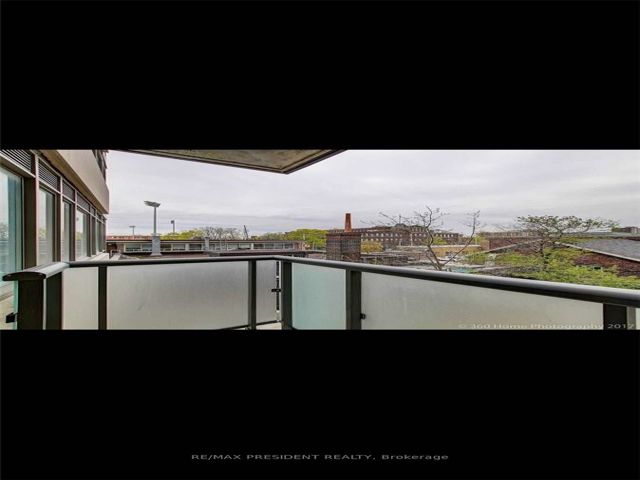 319 - 20 Joe Shuster Way