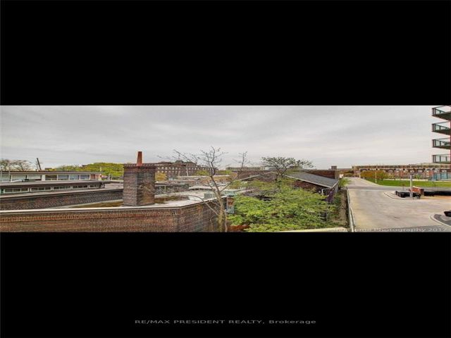319 - 20 Joe Shuster Way