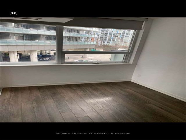 319 - 20 Joe Shuster Way